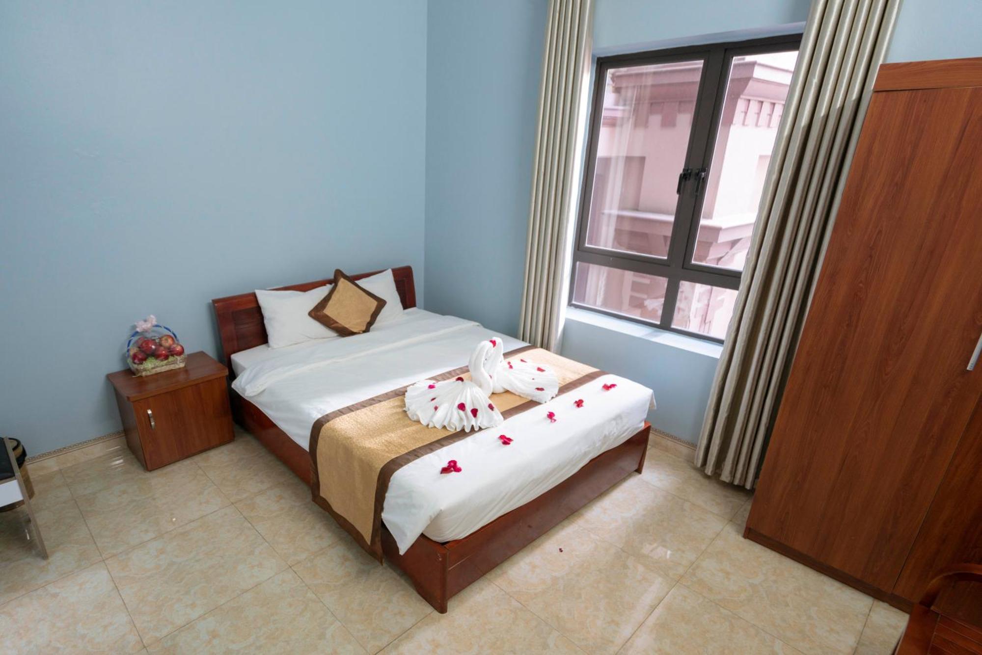 Ha Long Fancy Hostel With Vegetarian And Vegan Restaurant Ngoại thất bức ảnh